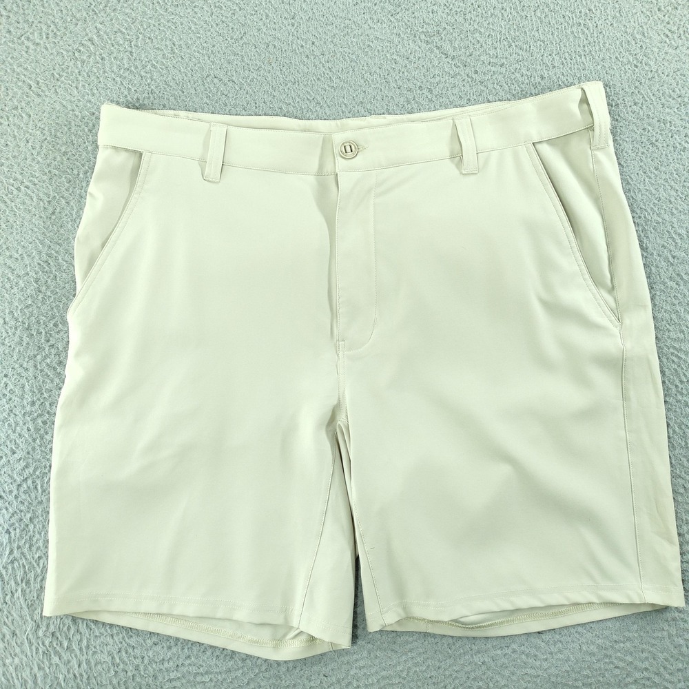 Huk Shorts Mens 2XL x 9 Inch Beige Stretch Chino Microfiber Fishing Performance